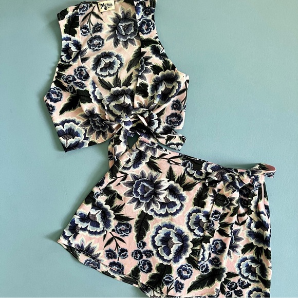 Show Me Your Mumu The Conga Baja Bloom Crinkle Stretch Pink V-Neck Wrap Top - Picture 6 of 8